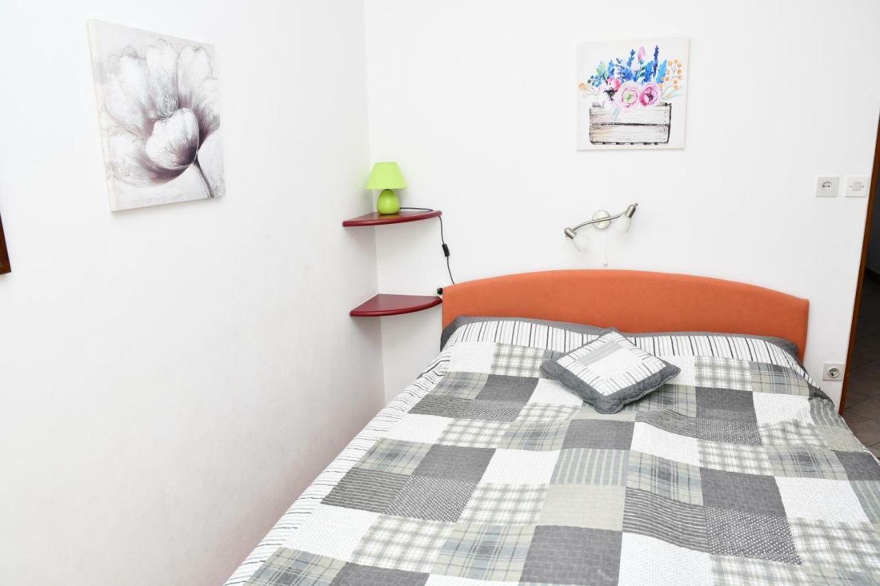 Apartments Josip Ραμπ Εξωτερικό φωτογραφία